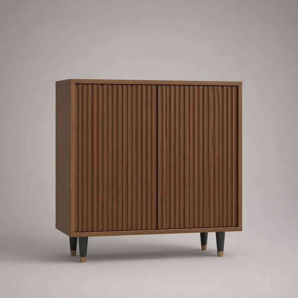 Sideboard mit 2 Lamellentüren aus MDF mit Walnussfurnier, Walnussbraun, Schwarz und Messingfarben, 100 × 40 × 100 cm